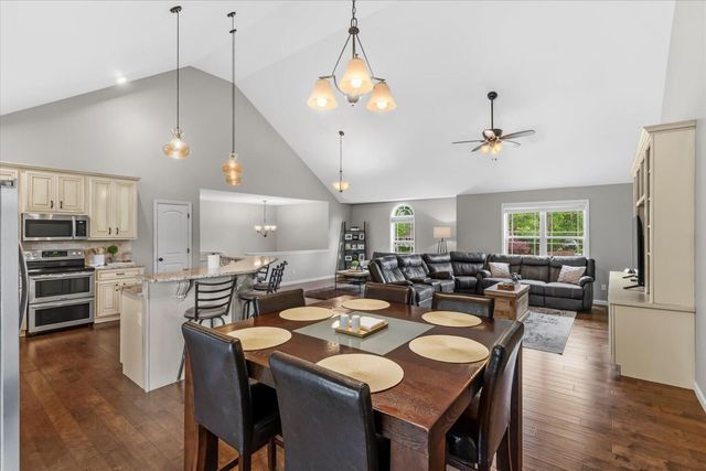 1065 Country Meadows Lane, Dalton, GA 30721
