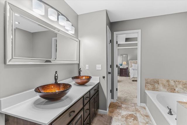 1065 Country Meadows Lane, Dalton, GA 30721