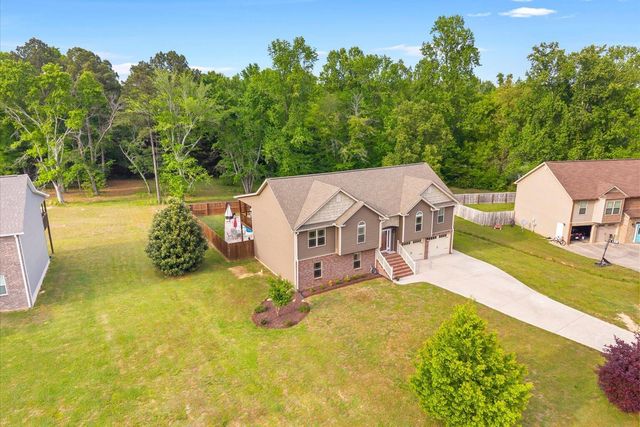 1065 Country Meadows Lane, Dalton, GA 30721