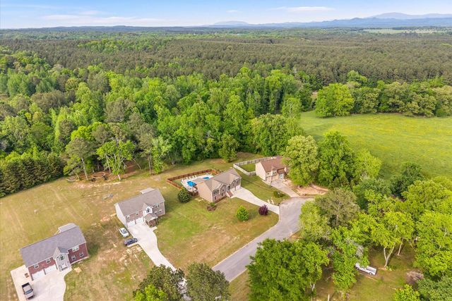 1065 Country Meadows Lane, Dalton, GA 30721