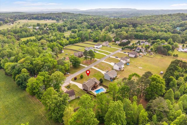 1065 Country Meadows Lane, Dalton, GA 30721