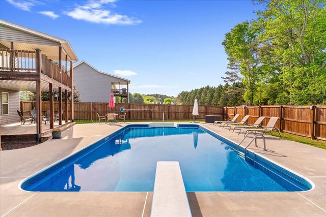 1065 Country Meadows Lane, Dalton, GA 30721