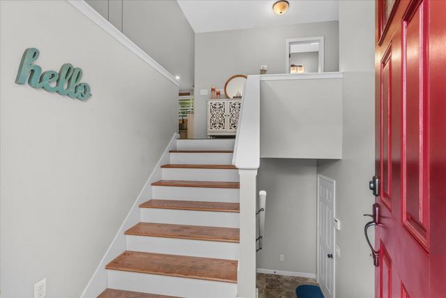 1065 Country Meadows Lane, Dalton, GA 30721