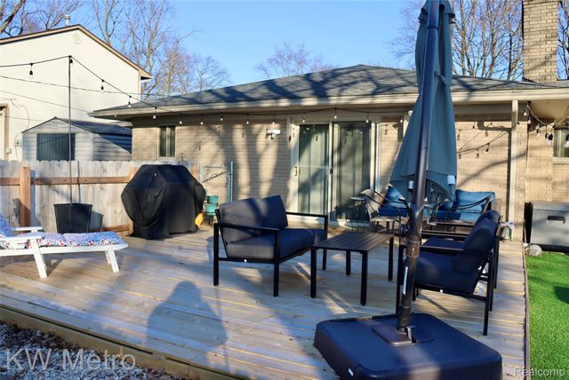 8250 Atha Street, White Lake Charter Township, MI 48386