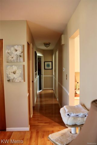 8250 Atha Street, White Lake Charter Township, MI 48386