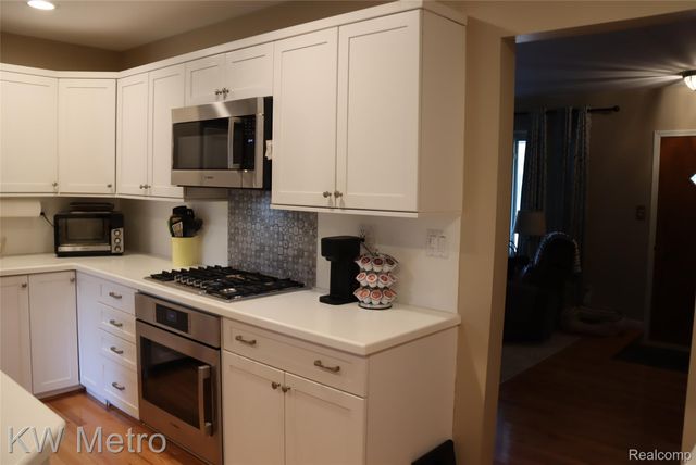 8250 Atha Street, White Lake Charter Township, MI 48386