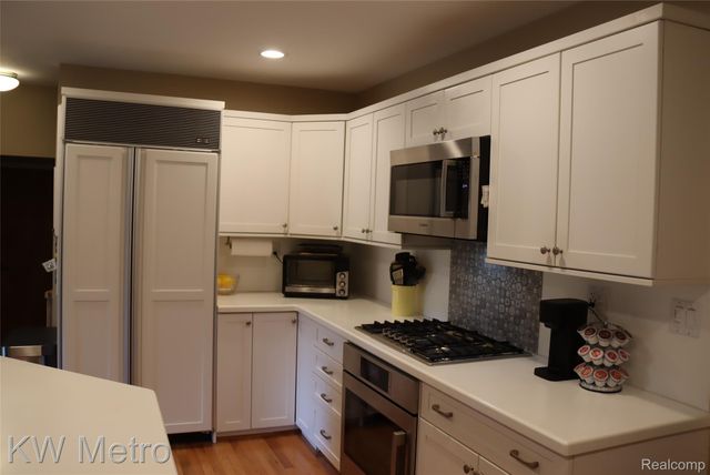 8250 Atha Street, White Lake Charter Township, MI 48386