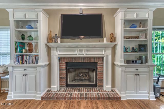 905 Katies Way, Johnson City, TN 37615