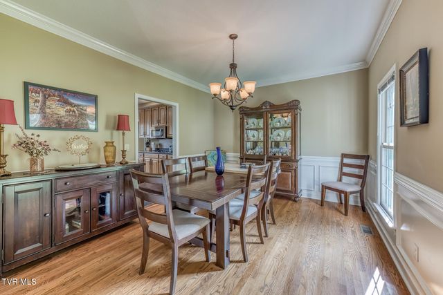 905 Katies Way, Johnson City, TN 37615