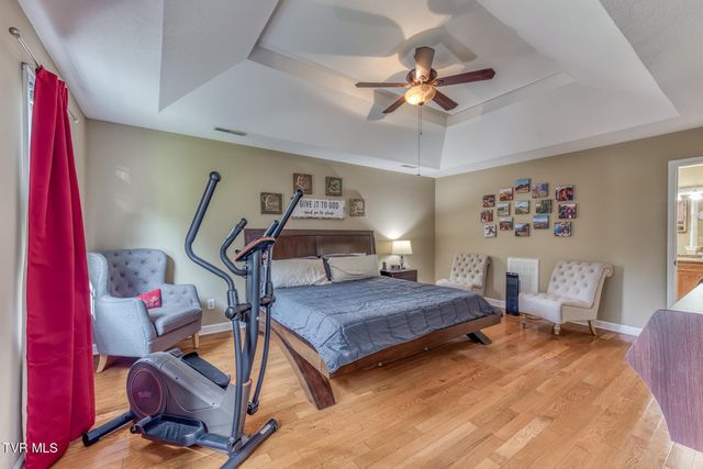905 Katies Way, Johnson City, TN 37615