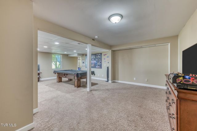 905 Katies Way, Johnson City, TN 37615