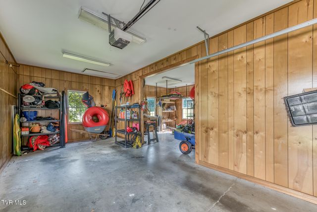 905 Katies Way, Johnson City, TN 37615