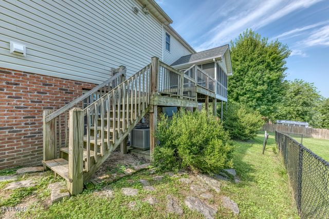 905 Katies Way, Johnson City, TN 37615
