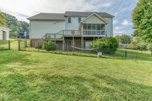 905 Katies Way, Johnson City, TN 37615