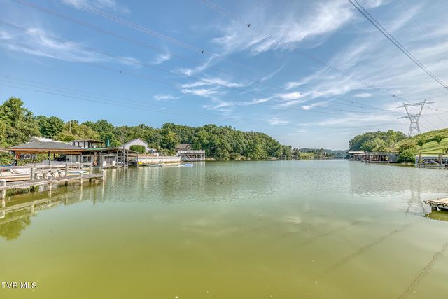 905 Katies Way, Johnson City, TN 37615