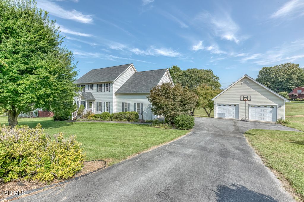 905 Katies Way, Johnson City, TN 37615