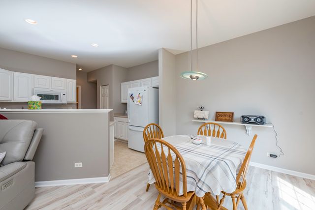 13129 W Shannon Drive 13129, Beach Park, IL 60083