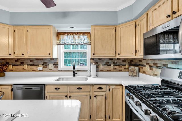 1300 Maxim Southard Road, Howell, NJ 07731