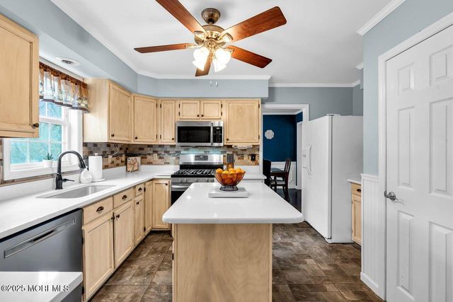 1300 Maxim Southard Road, Howell, NJ 07731