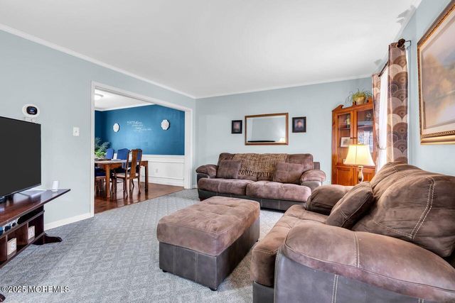 1300 Maxim Southard Road, Howell, NJ 07731