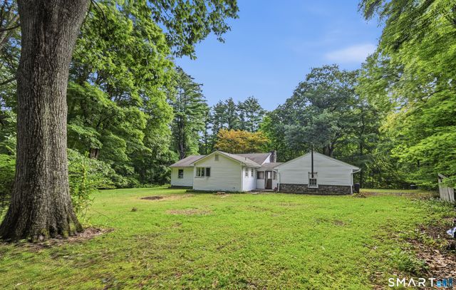 58 Wolfpits Road, Bethel, CT 06801