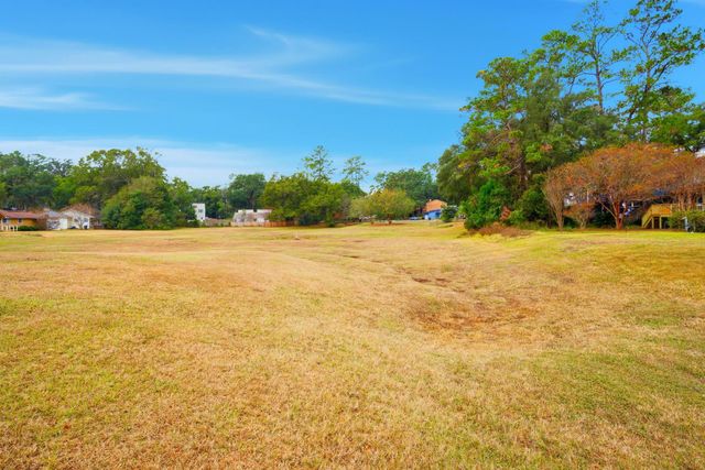 4364 BENCHMARK TRCE, Tallahassee, FL 32317