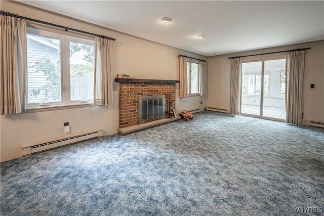 105 Park Lane Circle, Lockport City, NY 14094