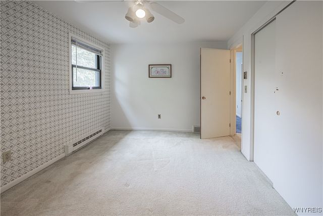 105 Park Lane Circle, Lockport City, NY 14094