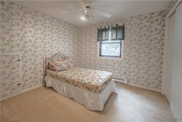 105 Park Lane Circle, Lockport City, NY 14094