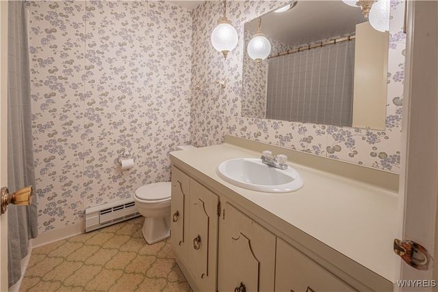 105 Park Lane Circle, Lockport City, NY 14094