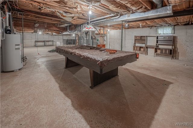 105 Park Lane Circle, Lockport City, NY 14094