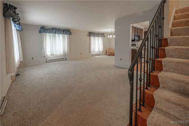 105 Park Lane Circle, Lockport City, NY 14094