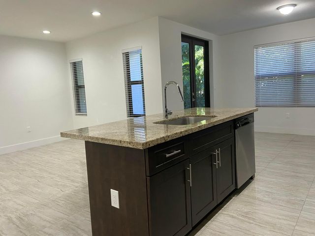 269 Bella Sol Way, West Palm Beach, FL 33406