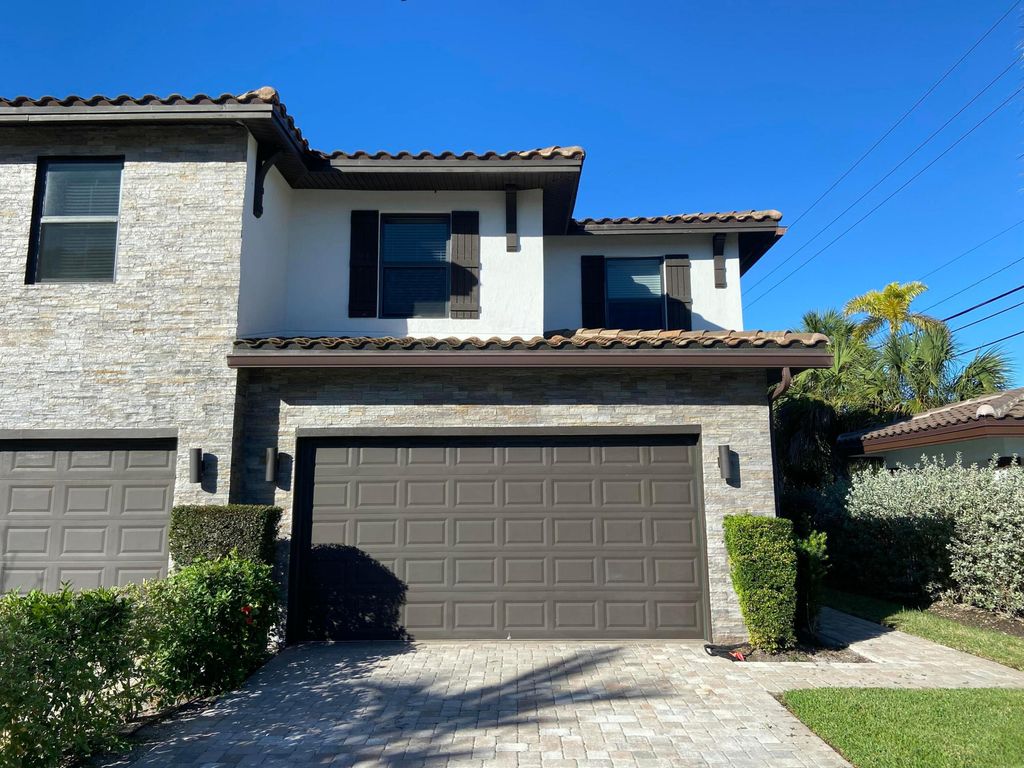 269 Bella Sol Way, West Palm Beach, FL 33406