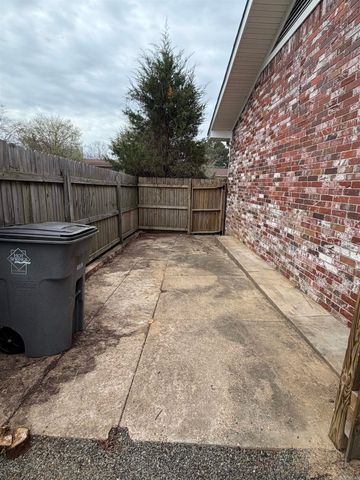 123 Santa Fe Street, Hot Springs, AR 71913