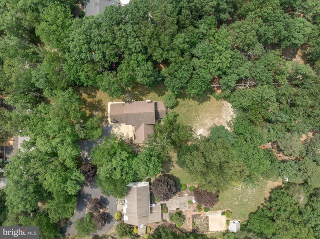 16 BROOKFIELD AVE, Marlton, NJ 08053