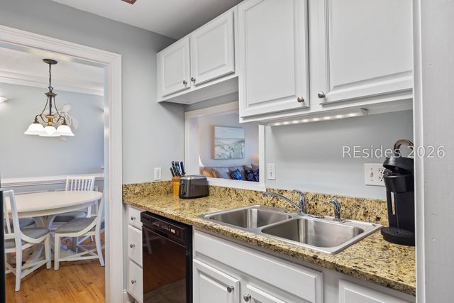 2 Lighthouse Ln Apt 858, Hilton Head Island, SC 29928