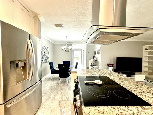 2638 Gately Drive E 30, West Palm Beach, FL 33415
