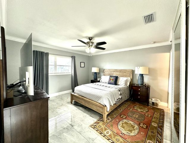 2638 Gately Drive E 30, West Palm Beach, FL 33415