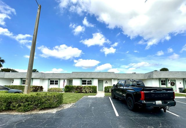 2638 Gately Drive E 30, West Palm Beach, FL 33415