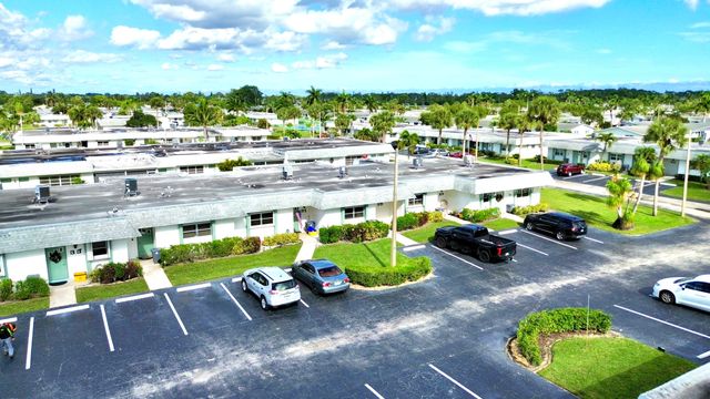 2638 Gately Drive E 30, West Palm Beach, FL 33415