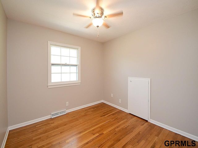 4921 S 95 Avenue, Omaha, NE 68127