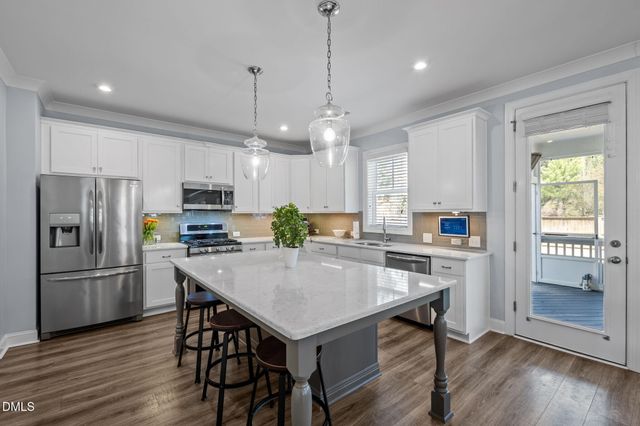 542 Boulder Point Drive, Chapel Hill, NC 27516