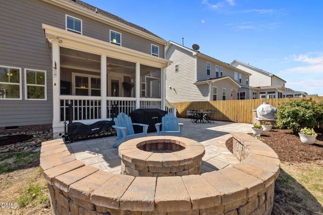 542 Boulder Point Drive, Chapel Hill, NC 27516