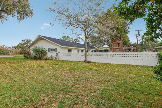 2344 DERBYSHIRE ROAD, Maitland, FL 32751