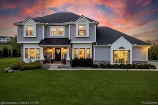 1840 Teakwood Drive, White Lake, MI 48383