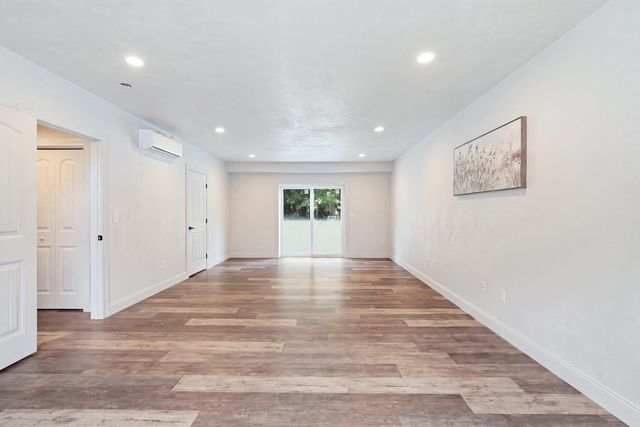 37 N. Sullivan Rd, Charlton, MA 01507