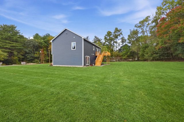 37 N. Sullivan Rd, Charlton, MA 01507