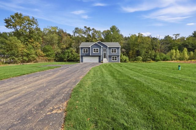 37 N. Sullivan Rd, Charlton, MA 01507