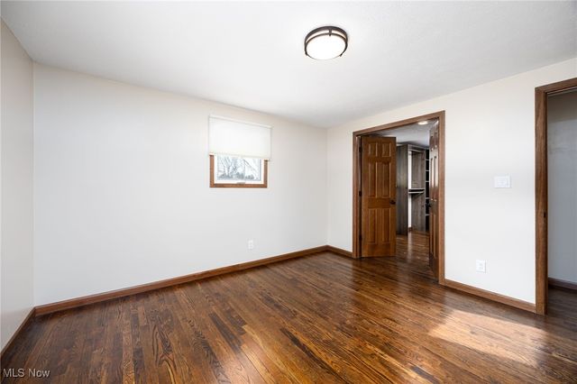 9894 Silvercreek Road, Wadsworth, OH 44281